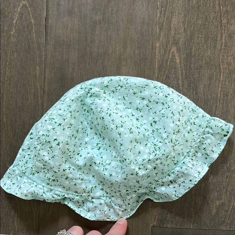 New Floral Mint Green Baby OS Sun Hat(no brand)
